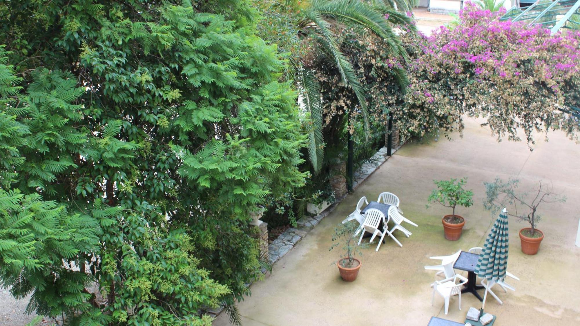 Castellu Hotel Lucciana  Exterior photo